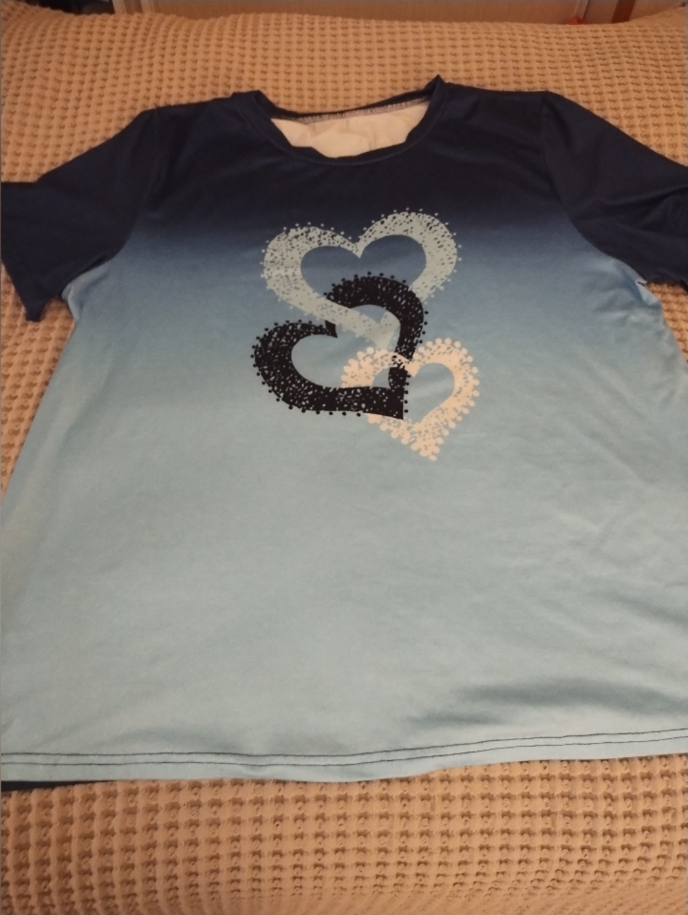 Women's Blue Ombre Heart Graphic Tee